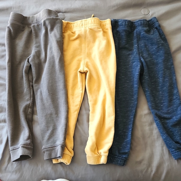 Garanimals 4T jogger pants x3 pairs - Picture 4 of 4